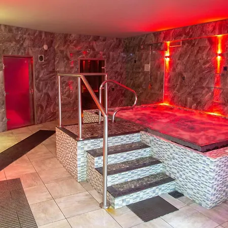 Esthwaite 度假居 温德米尔